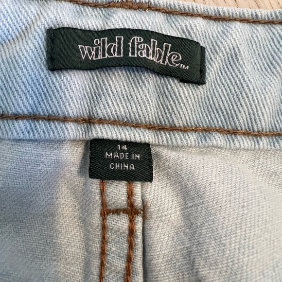 NWT WILD FABLE HIGH RISE DENIM SHORTS / SIZE: 14 / 2.5” Inseam - Picture 6 of 7